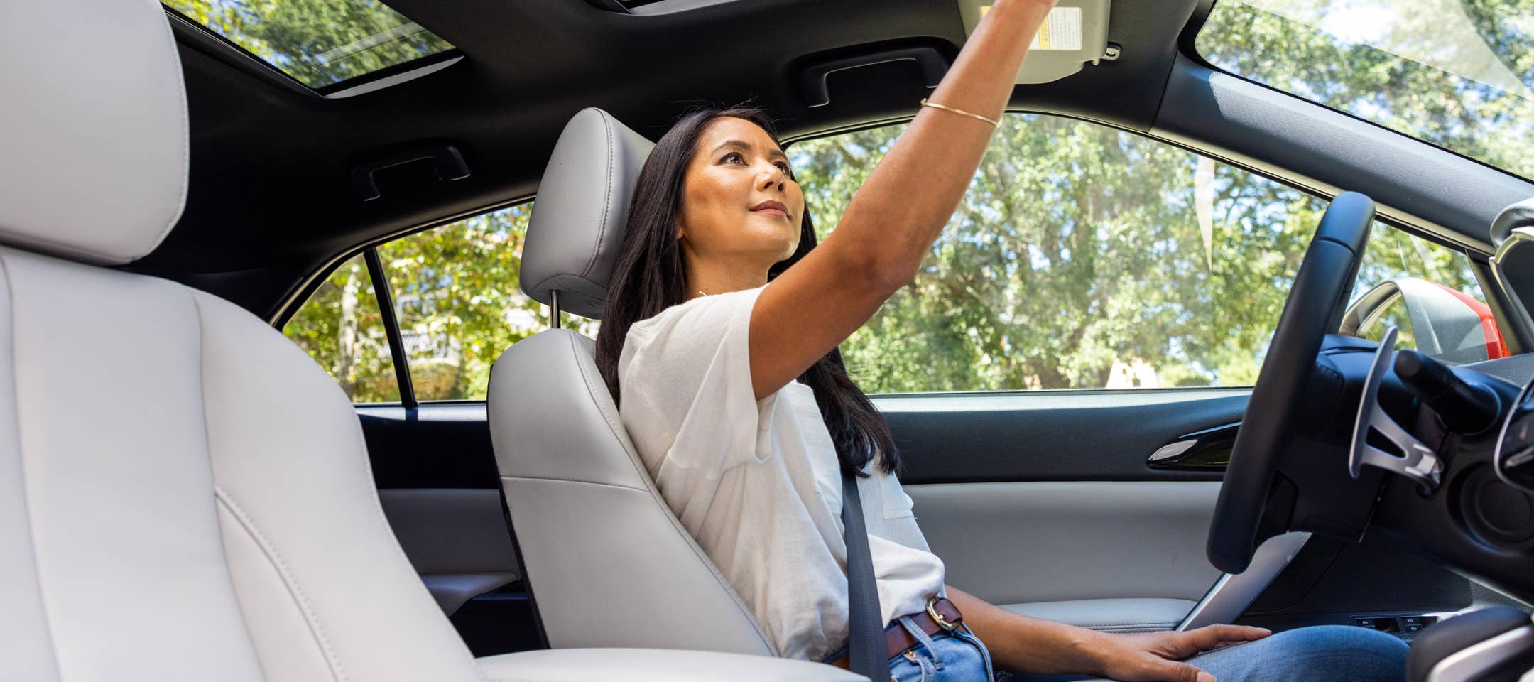 eclipse cross interior