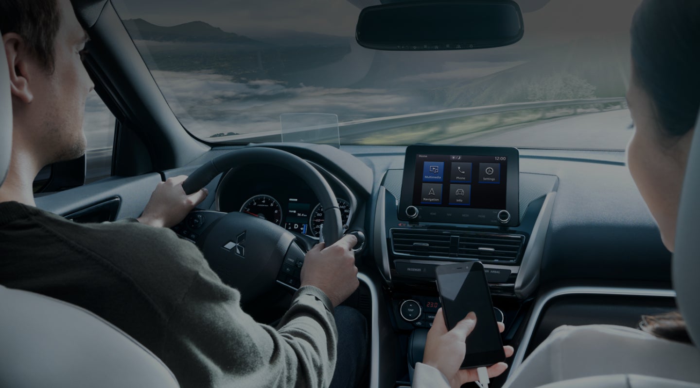 2025 Mitsubishi Eclipse Cross Navigation, Apple CarPlay & More