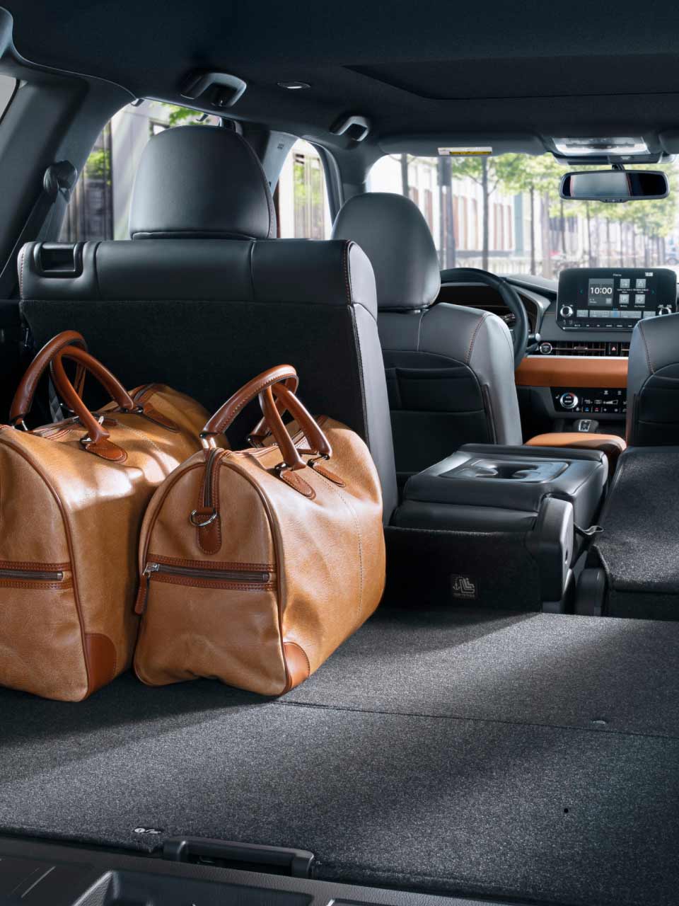 2024 / 2025 Mitsubishi Outlander PHEV SUV interior cargo space