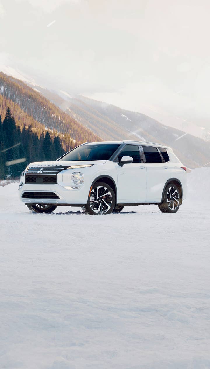 2025 Mitsubishi Outlander PHEV Hybrid SUV Mitsubishi Motors