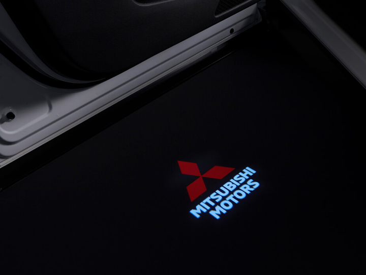 2023 Mitsubishi Outlander Accessories | Mitsubishi Motors