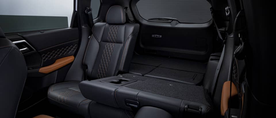 2024 Mitsubishi Outlander SUV backseat and cargo space