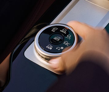 Close up on the Drive Mode Selector in the 2026 Mitsubishi Outlander SUV