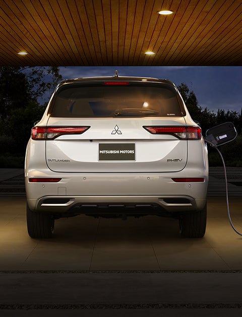 Mitsubishi Outlander PHEV SUV using the My Mitsubishi Connect Remote Charge Scheduler