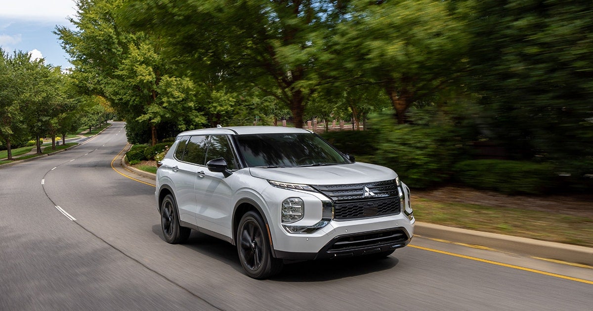 2023 Mitsubishi Outlander MPG Fuel Economy Mitsubishi Motors
